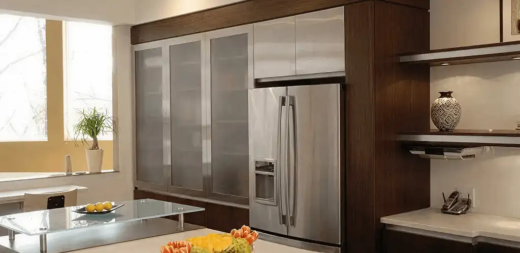 Cabinet door replacement and modern kitchen cabinet upgrade in Staten Island, NY